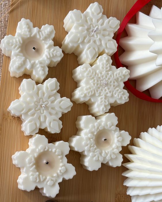 Snowflake Christmas Candle
