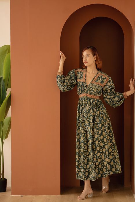 The Rosette Midi Dress
