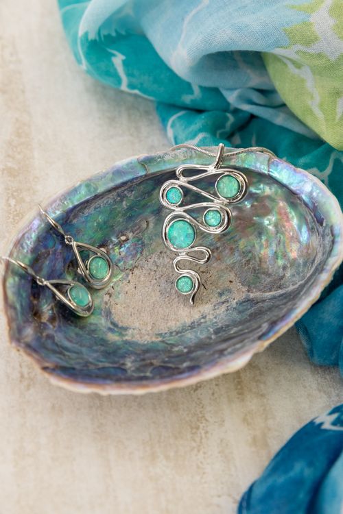 Necklaces and Pendants