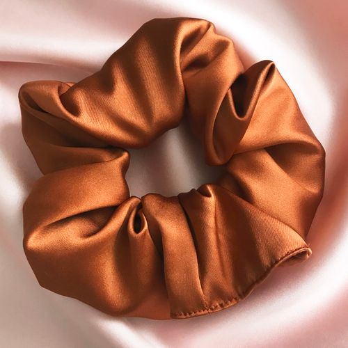 Silk Astrid Super Scrunchie