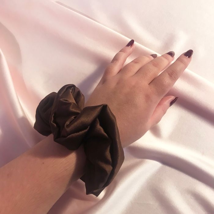 Silk Astrid Super Scrunchie