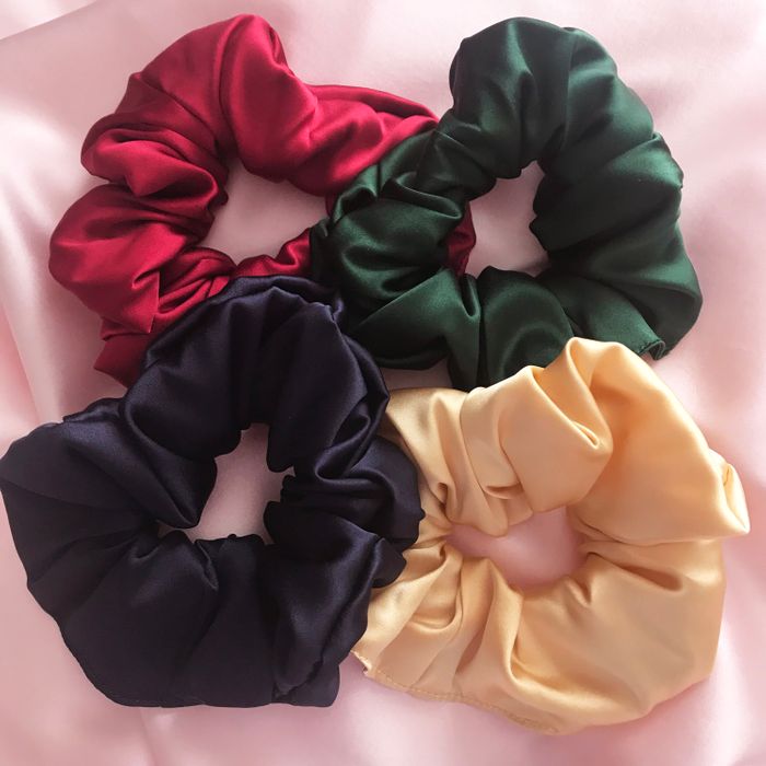Silk Astrid Super Scrunchie