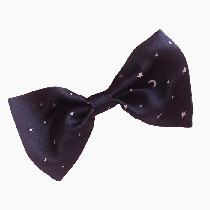 Silk Lily Hair Bow