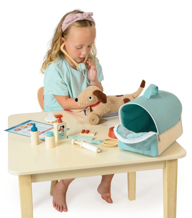 Animal Rescue Vet Case