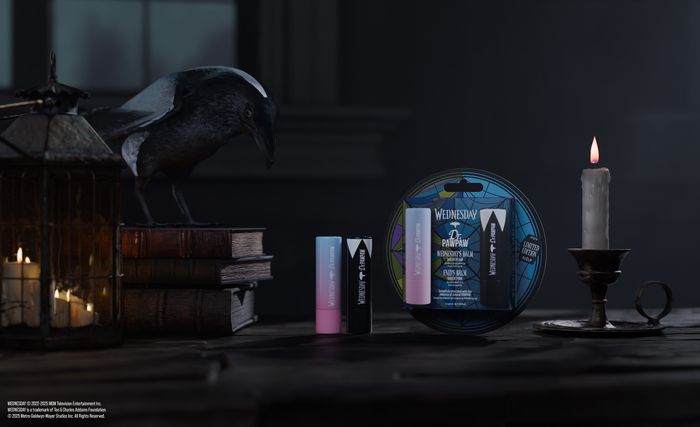 Wednesday x Dr.PAWPAW Enid's pack