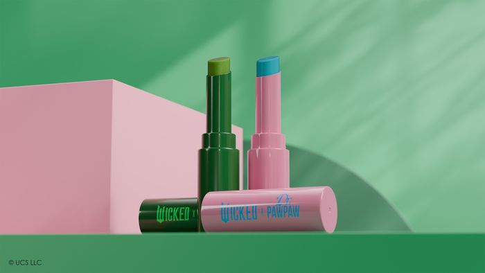 Dr.PAWPAW X Wicked Elphie and Glinda-fied Duo