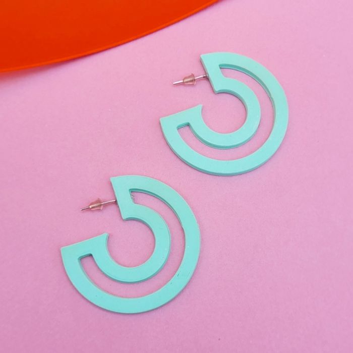 Outline Hoops