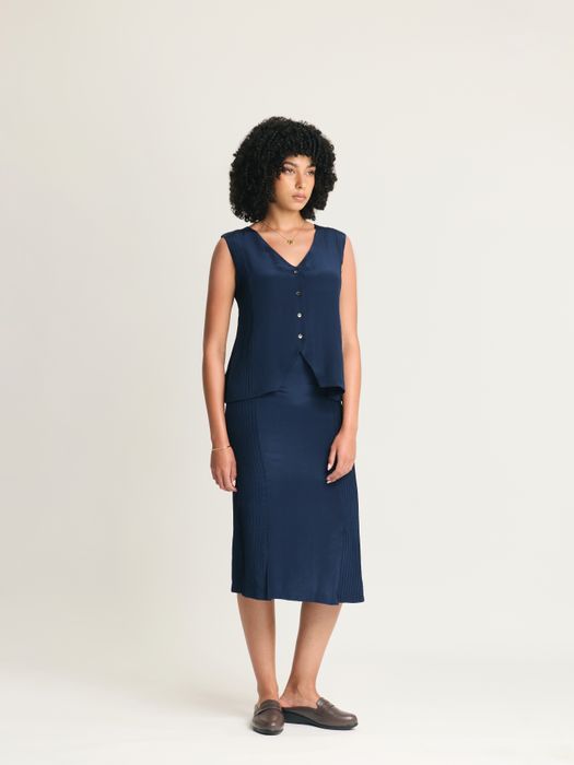 Crepe Silk Pintuck Straight Skirt