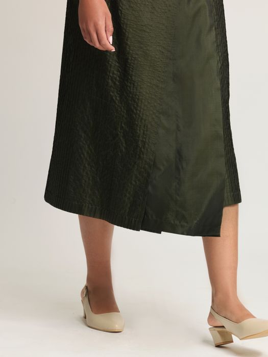 Mulberry Silk Embroidered Boat Wrap Skirt Set