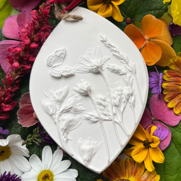 Cottage Garden Butterfly Botanical Cast Fragrance Diffuser