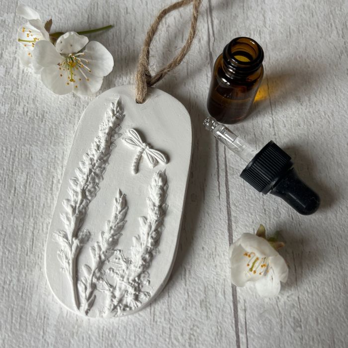 Dragonfly Reeds Botanical Cast Fragrance Diffuser