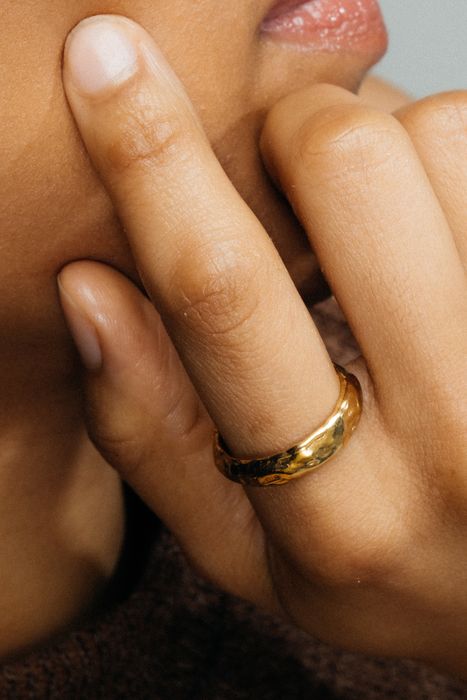 Darling Textured Band Ring