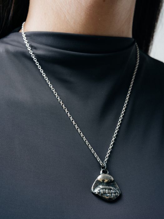 Smiler Chain Necklace