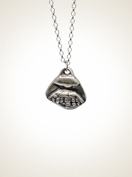 Smiler Chain Necklace