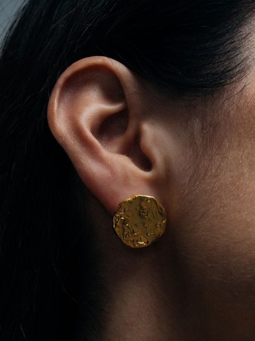 Grain Circle Stud Earrings