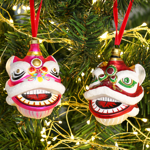 Hand Painted Glass Decoration: Lion Head
