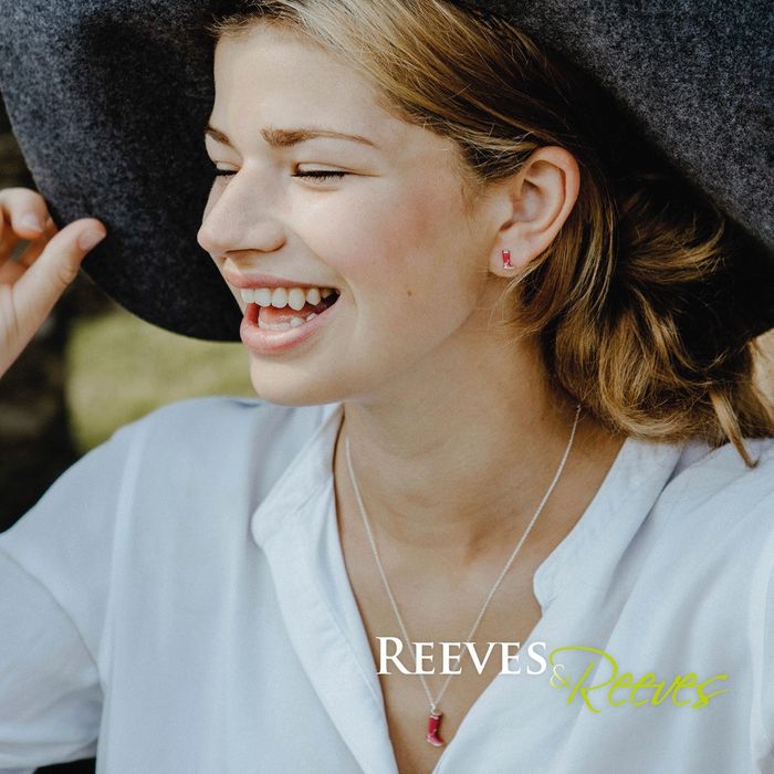 REEVES & REEVES 