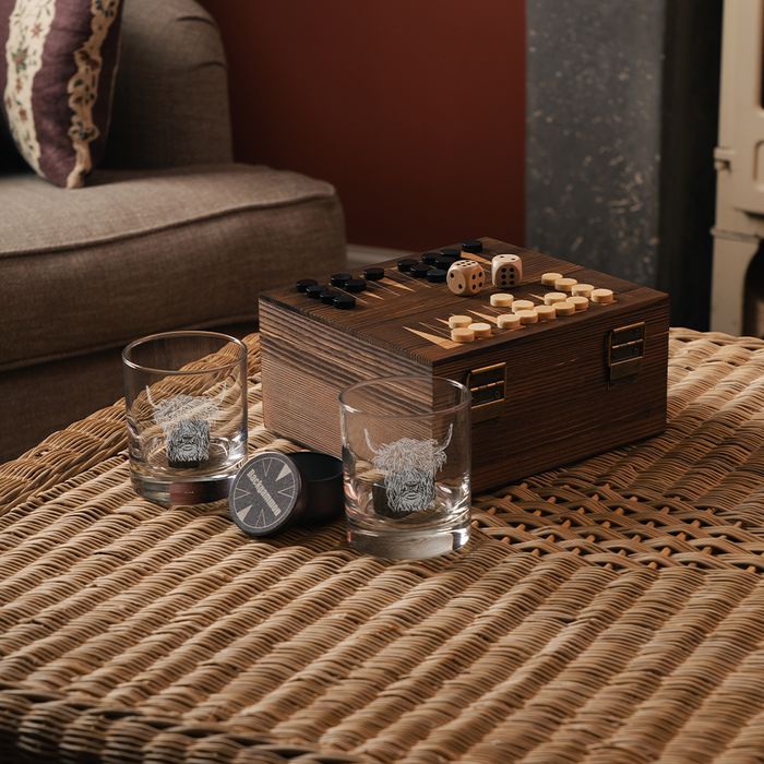 Highland Cow Backgammon and Glass Set