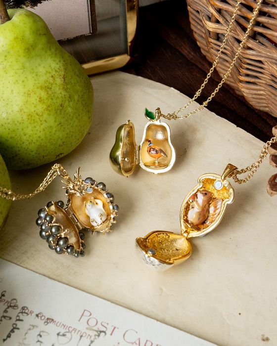 Blackberry Mouse Locket