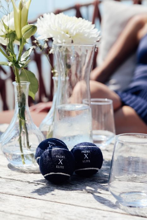 PadelXElite Premium Padel Balls – 6 Colours. 1 Game.