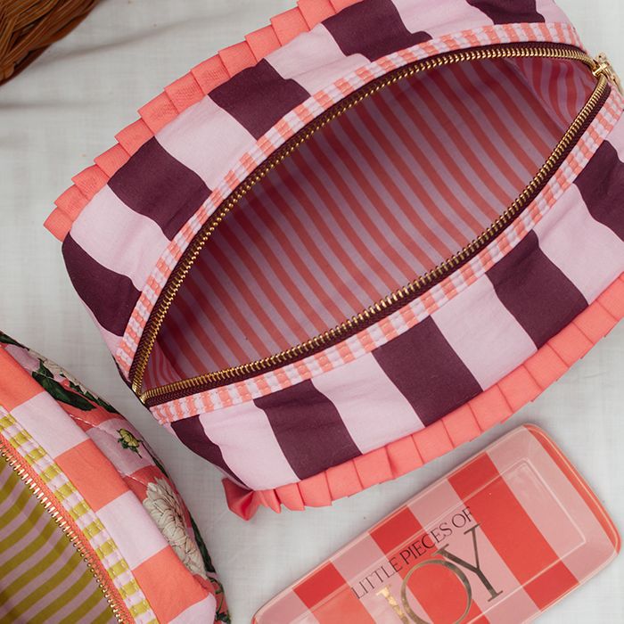 WOODVALE STUDIOS _ JOY STRIPE LARGE WASH BAG