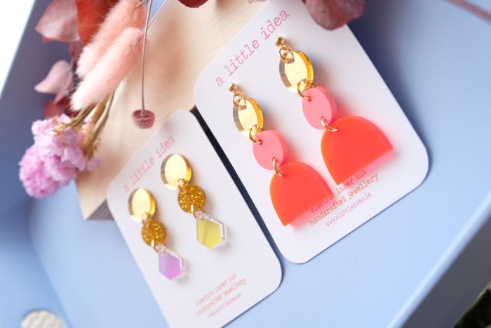 Debbie Harry dangly earrings