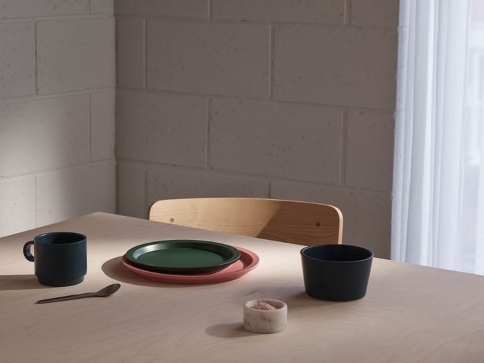 NEU dinnerware