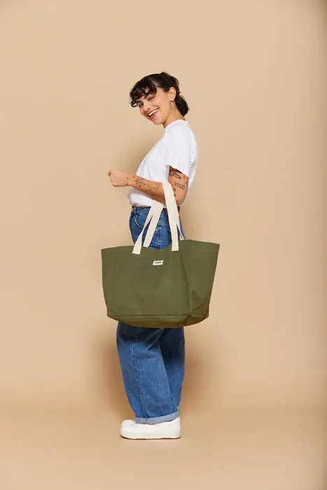Claude - The Bestseller Tote Bag