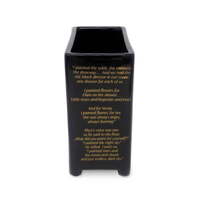 Vase, Dresser