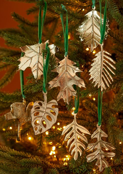 Gold Metal Hanging Decorations 