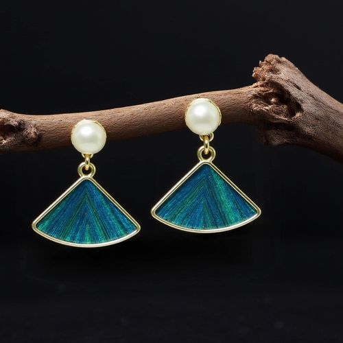 Fan Earrings