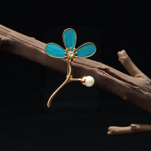 Clover Flower Brooch