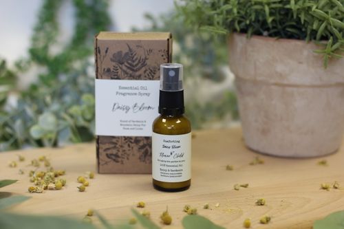 Daisy Bloom | Mountain Daisy and Gardenia Fragrance Spray