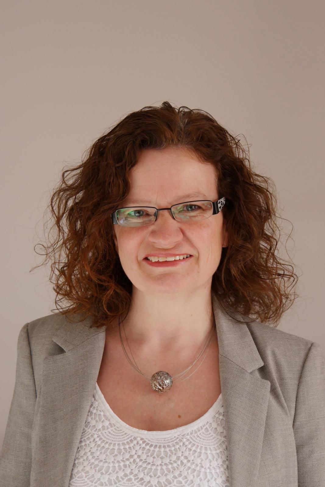 Dr Gill Tully