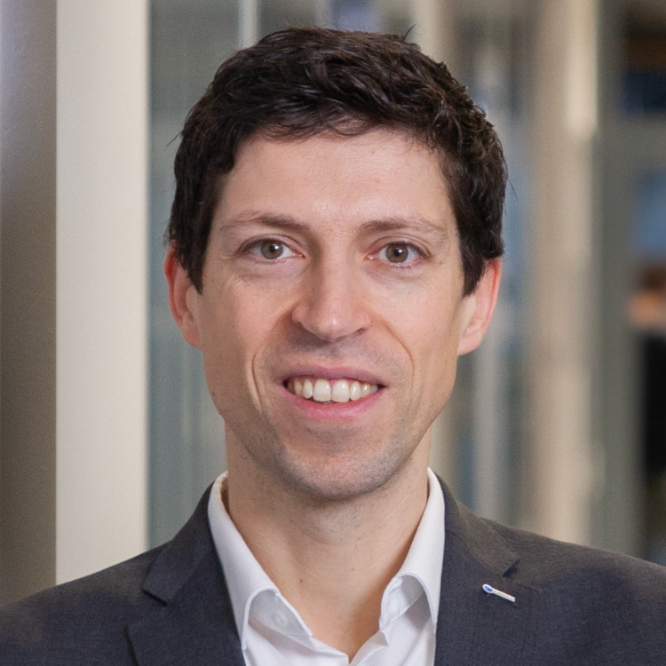 Speaker image for Simon Britten