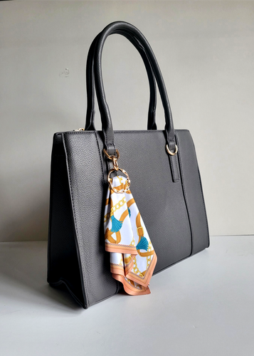 Eggshell Theia handbag microfibre scarf set