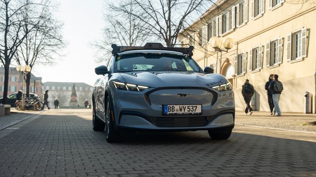 Next-generation, scalable AI driving solution