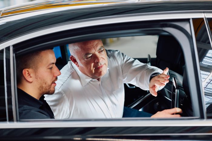 Screen Adjustment System