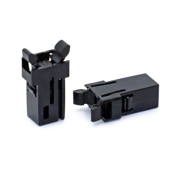 Push push latches series