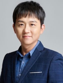 Yan Wang