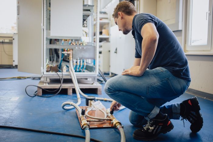 DC source / sink: Single- (I-TS-3870) & Multi- (MI-TS-3871) channel system