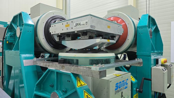 Electro Dynamic Shaker