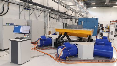 Multi Axis Simulation Table