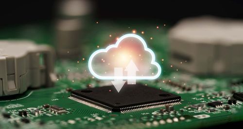 Edge computing en acción: ejemplos que están redefiniendo la eficiencia industrial