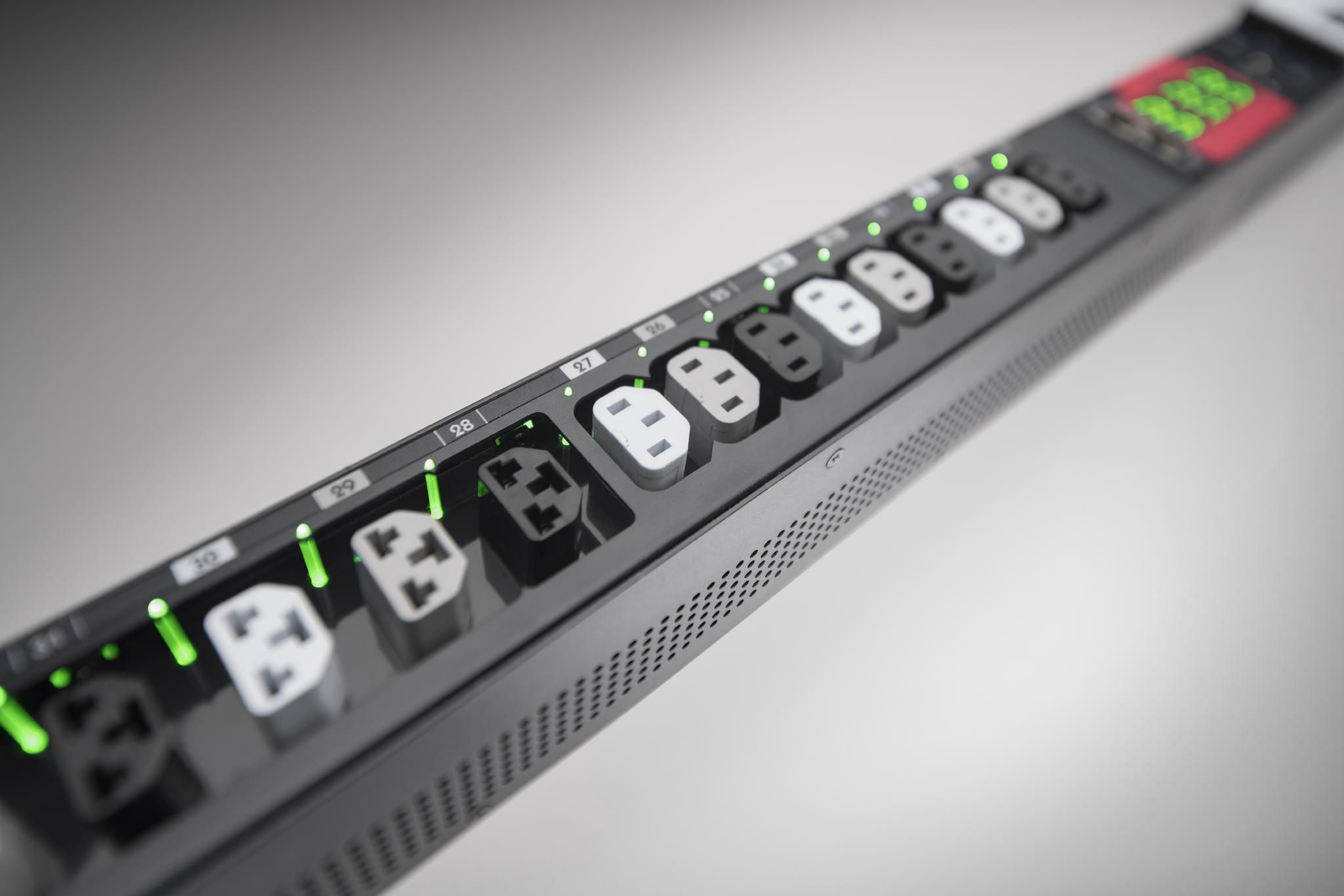 Server Technology’s HDOT Cx Future-Proofs Data Center PDU Investments with Flexible, High-Density Data Center Power Distribution Systems