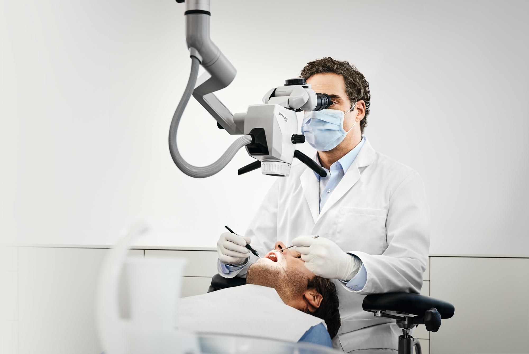 EXTARO 300 Dental Microscope Demonstration Dentistry Show 2021