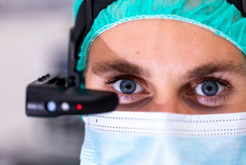 Revolutionary Smart Surgery Glasses Enabling Surgeons to Attend Live Surgeries Remotely Showcased at Future Surgery 2022