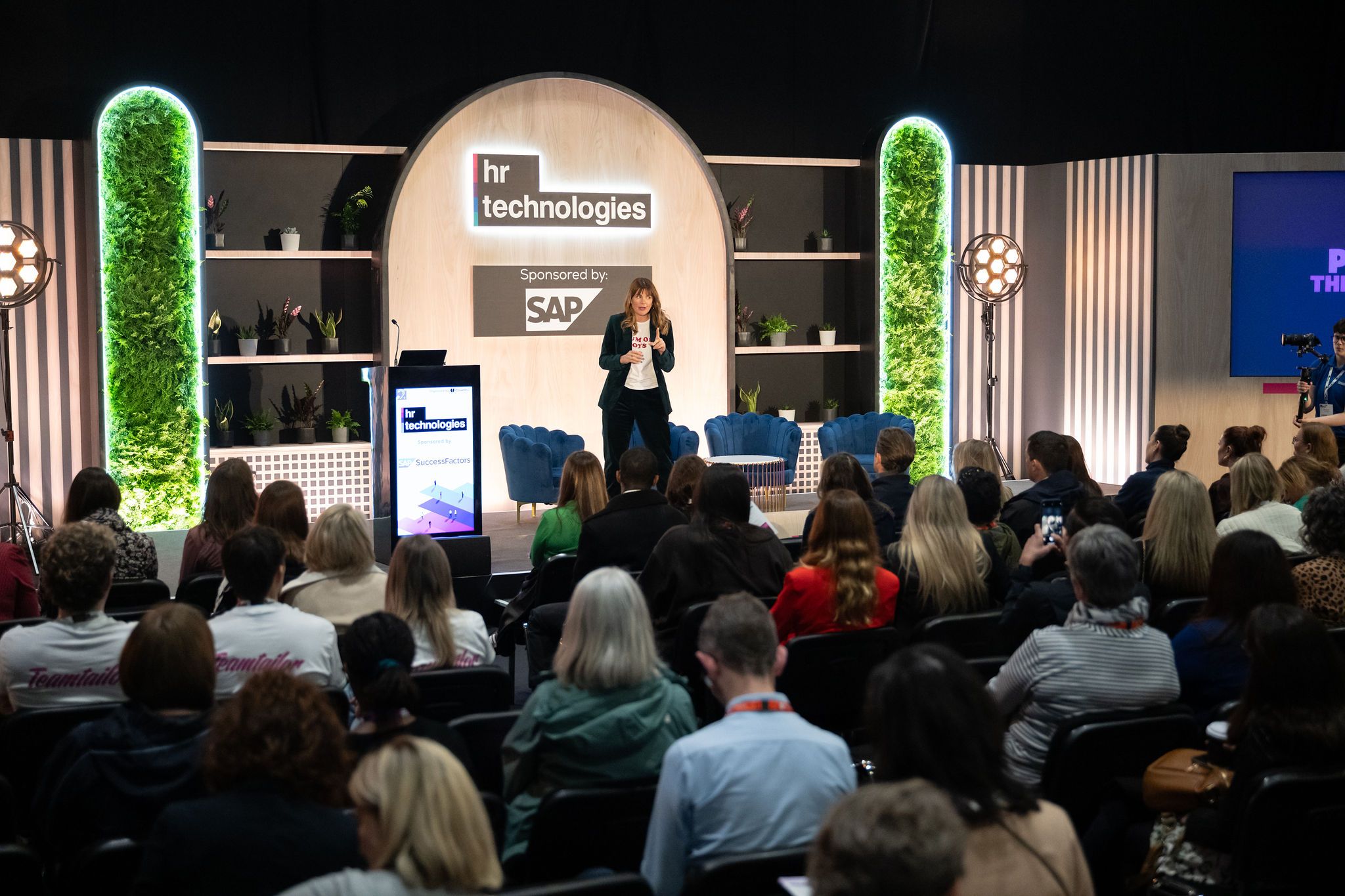 A session on the Keynote stage at HR Technologies UK 2025