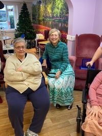 Daily Chores help friends reduce anxiety and dementia challenges at Diagrama’s Edensor Care Centre
