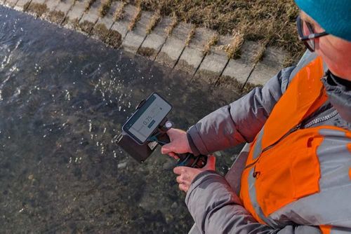 HSR-10 non-contact handheld radar for surface velocity measurement of water